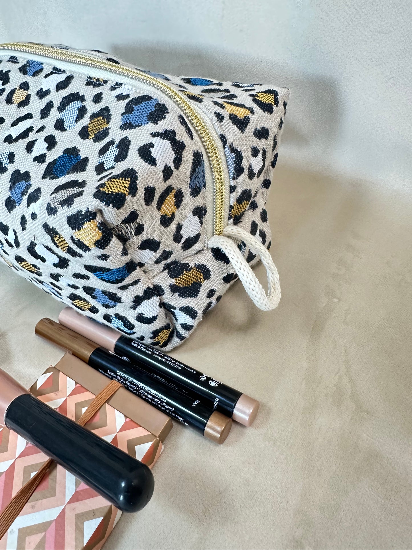Trousse de toilette Puma ocre et bleue