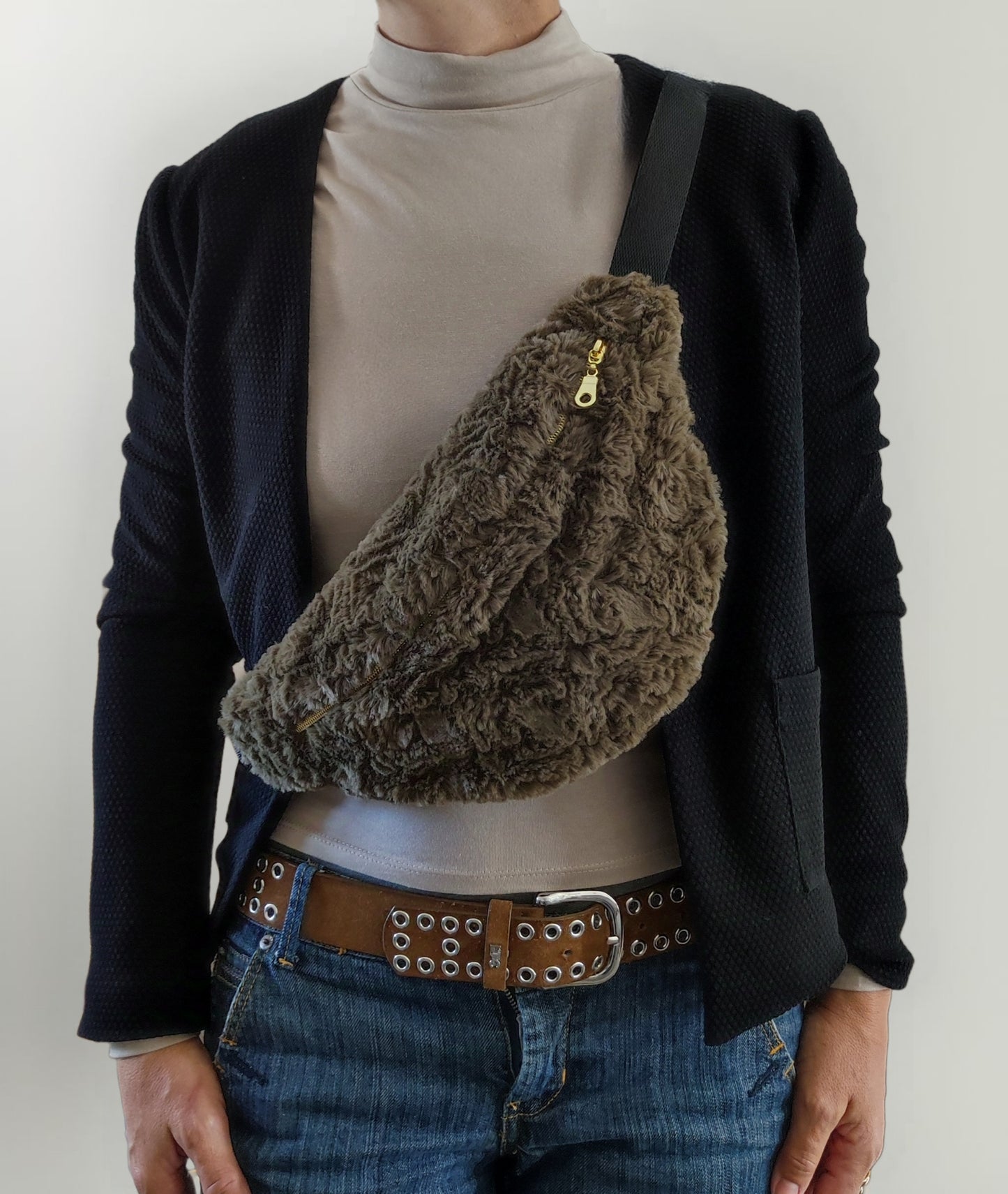 Sac Banane M fausse fourrure kaki