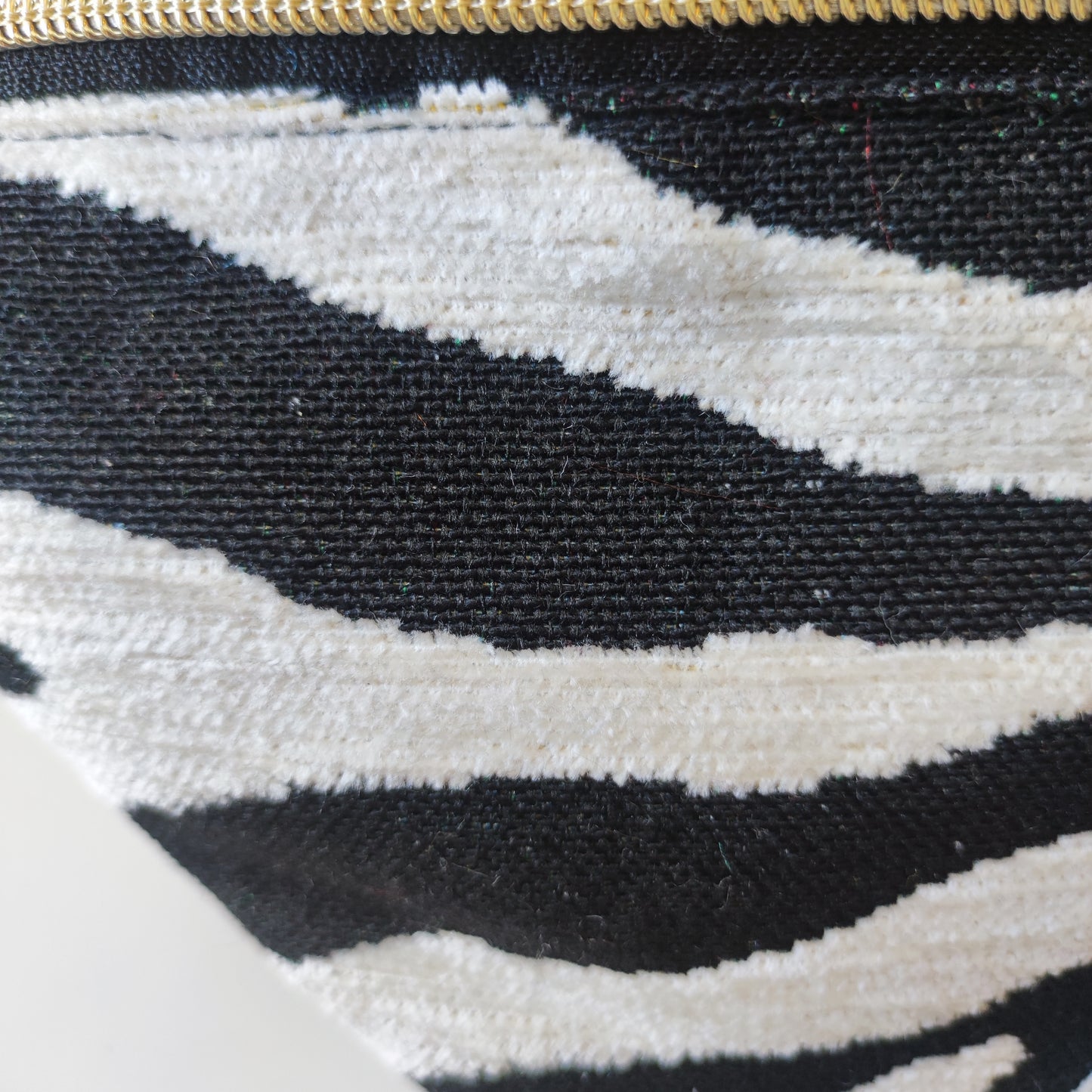 Sac Banane M zèbre noir et blanc.