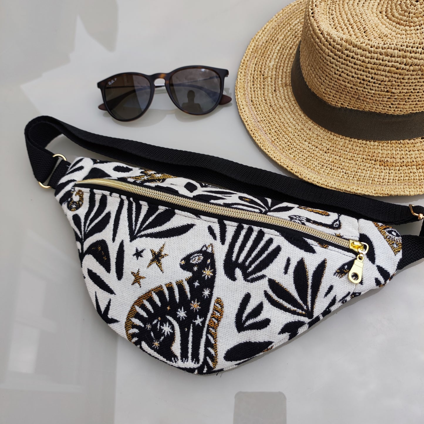 Sac Banane Mystic Noir et Or sangle Noire