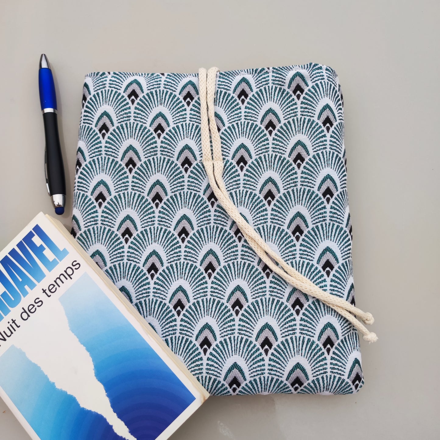 Pochette à livre (format poche) Écailles