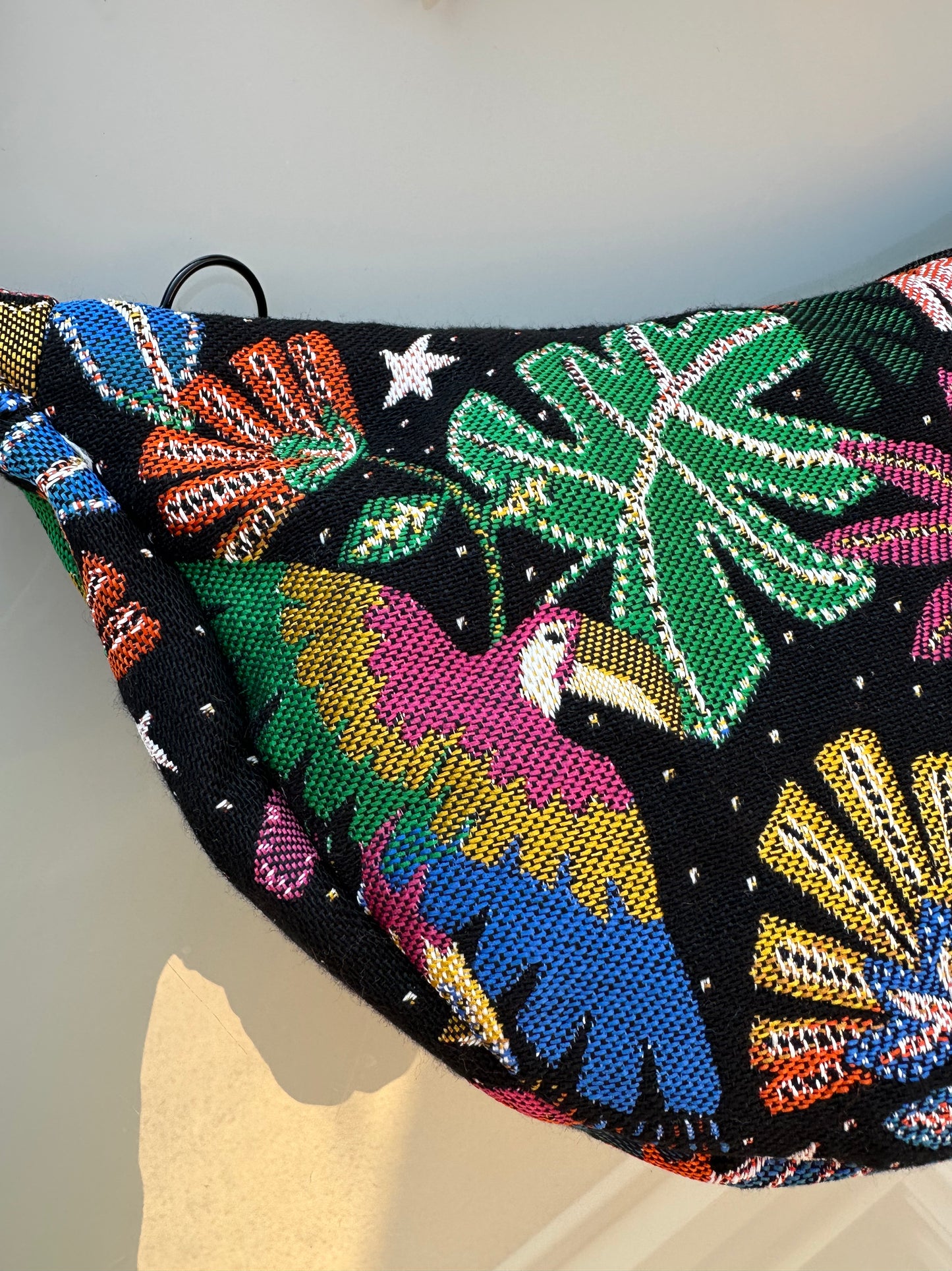 Sac demi-lune Jacquard Brasil