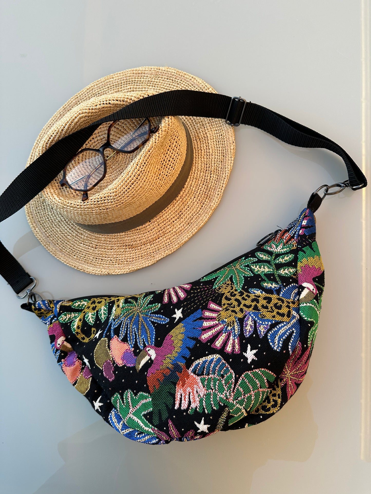 Sac demi-lune Jacquard Brasil