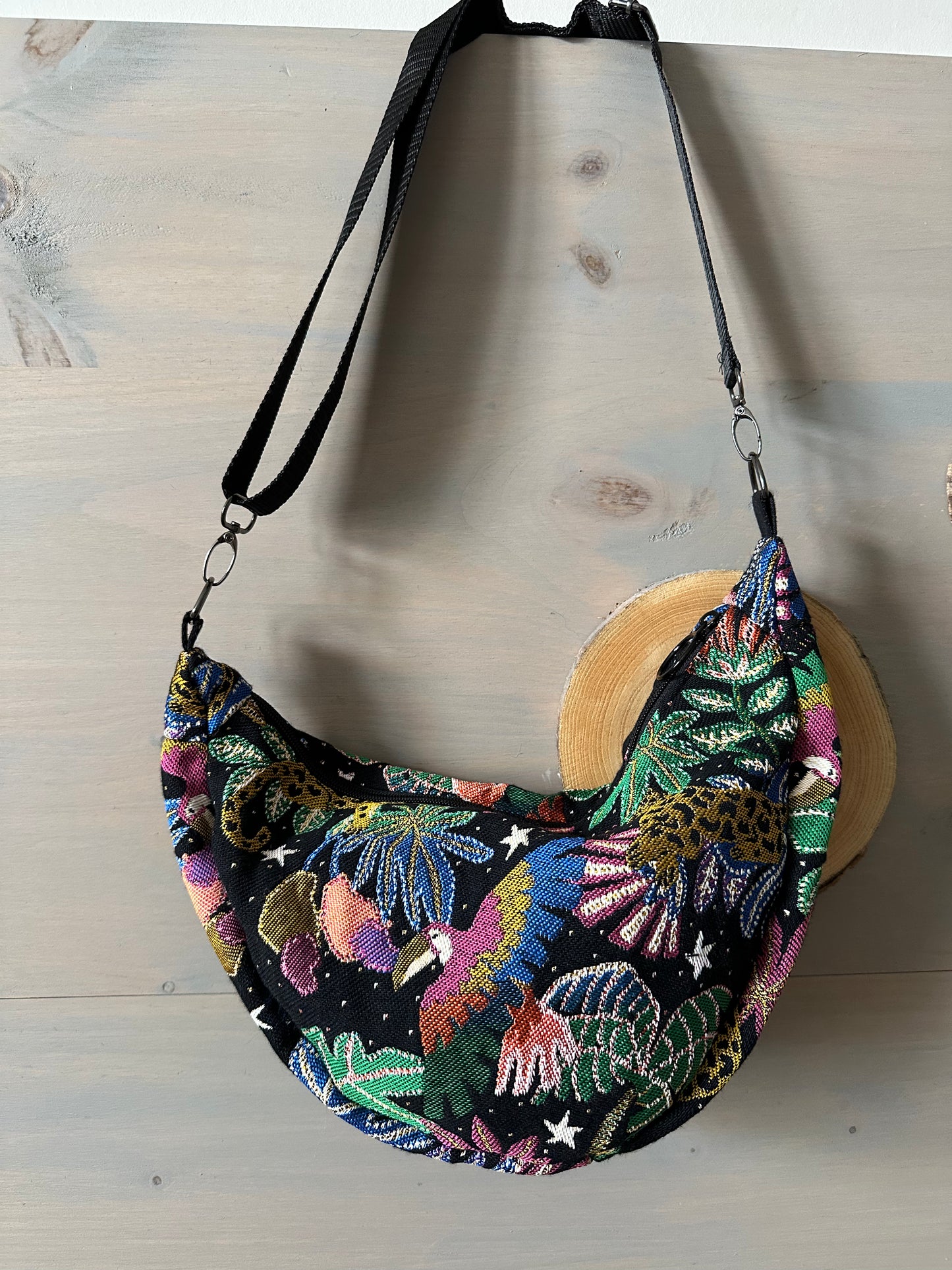 Sac demi-lune Jacquard Brasil