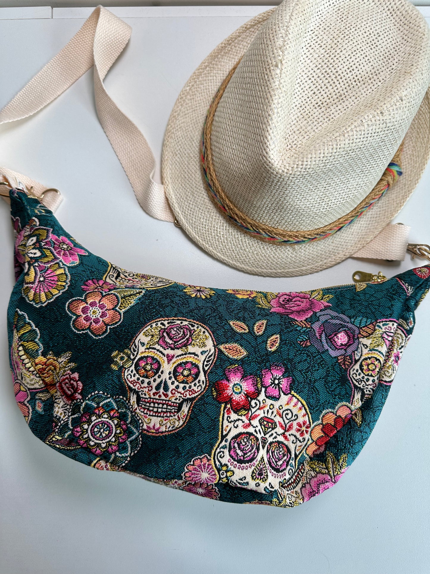 Sac demi-lune Jacquard Cristobal