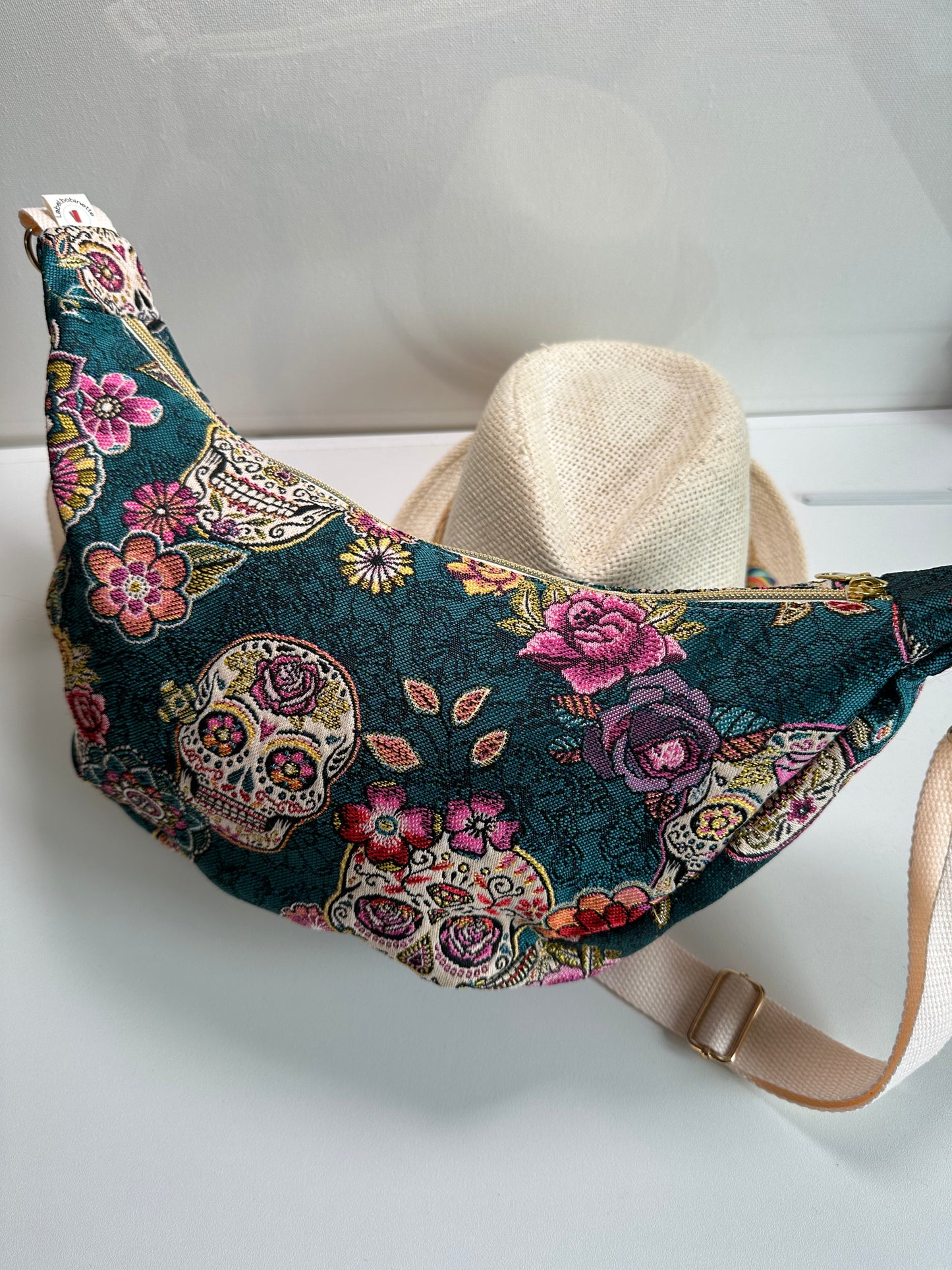 Sac demi-lune Jacquard Cristobal