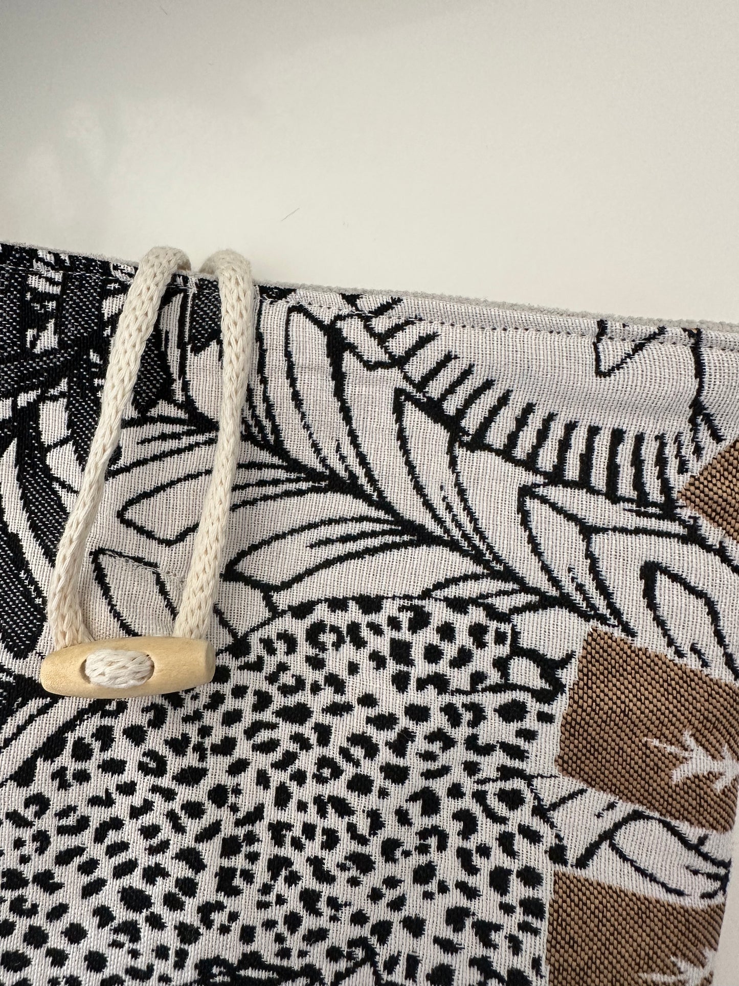 Pochette à livre jacquard Louxor