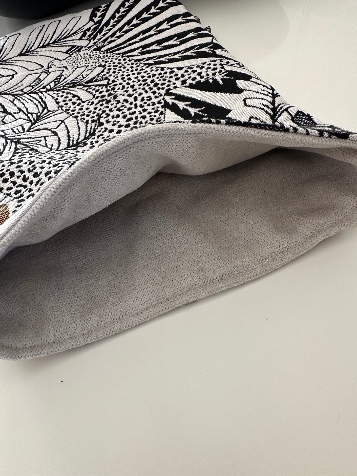 Pochette à livre jacquard Louxor