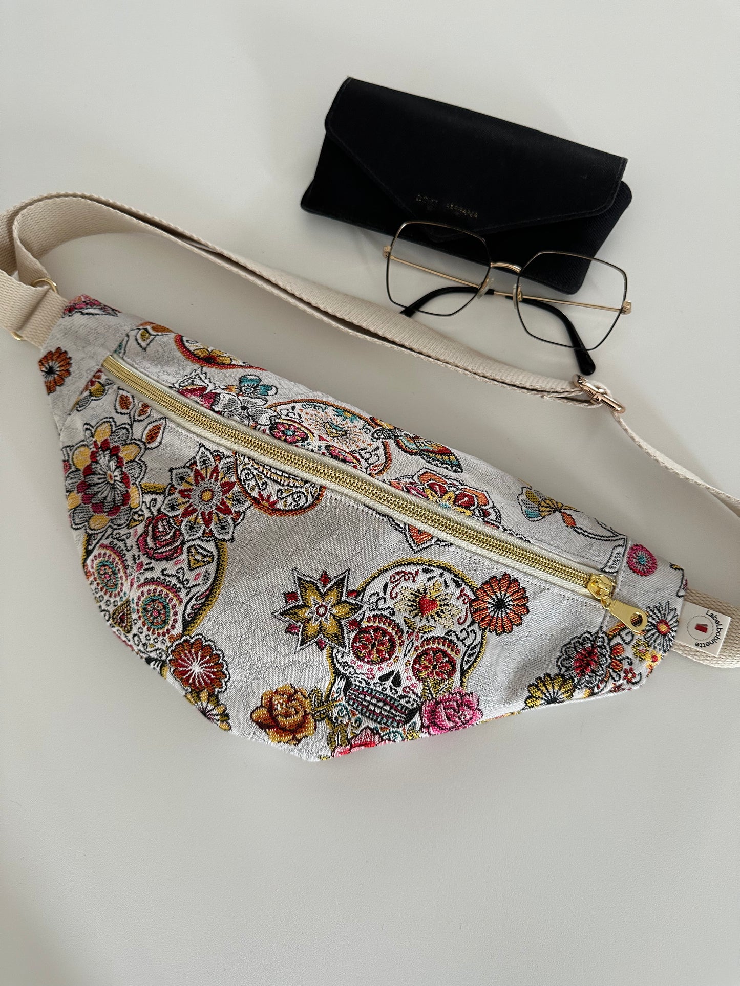 Sac Banane Cristobal fond blanc