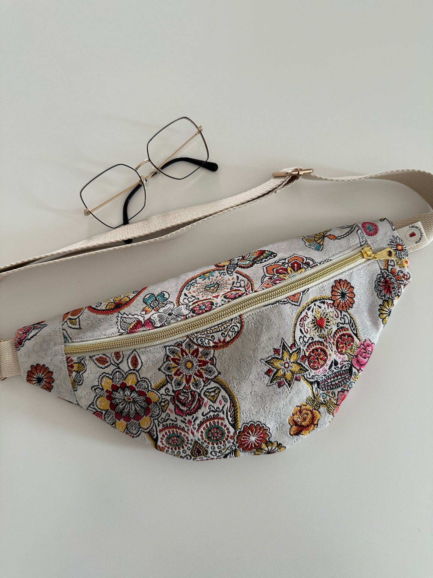Sac Banane Cristobal fond blanc