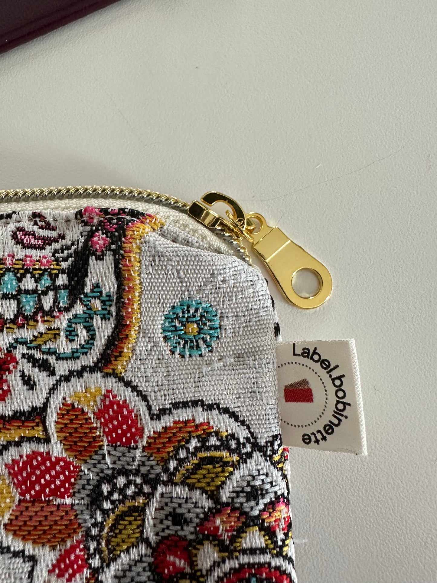 Porte-cartes Cristobal fond blanc