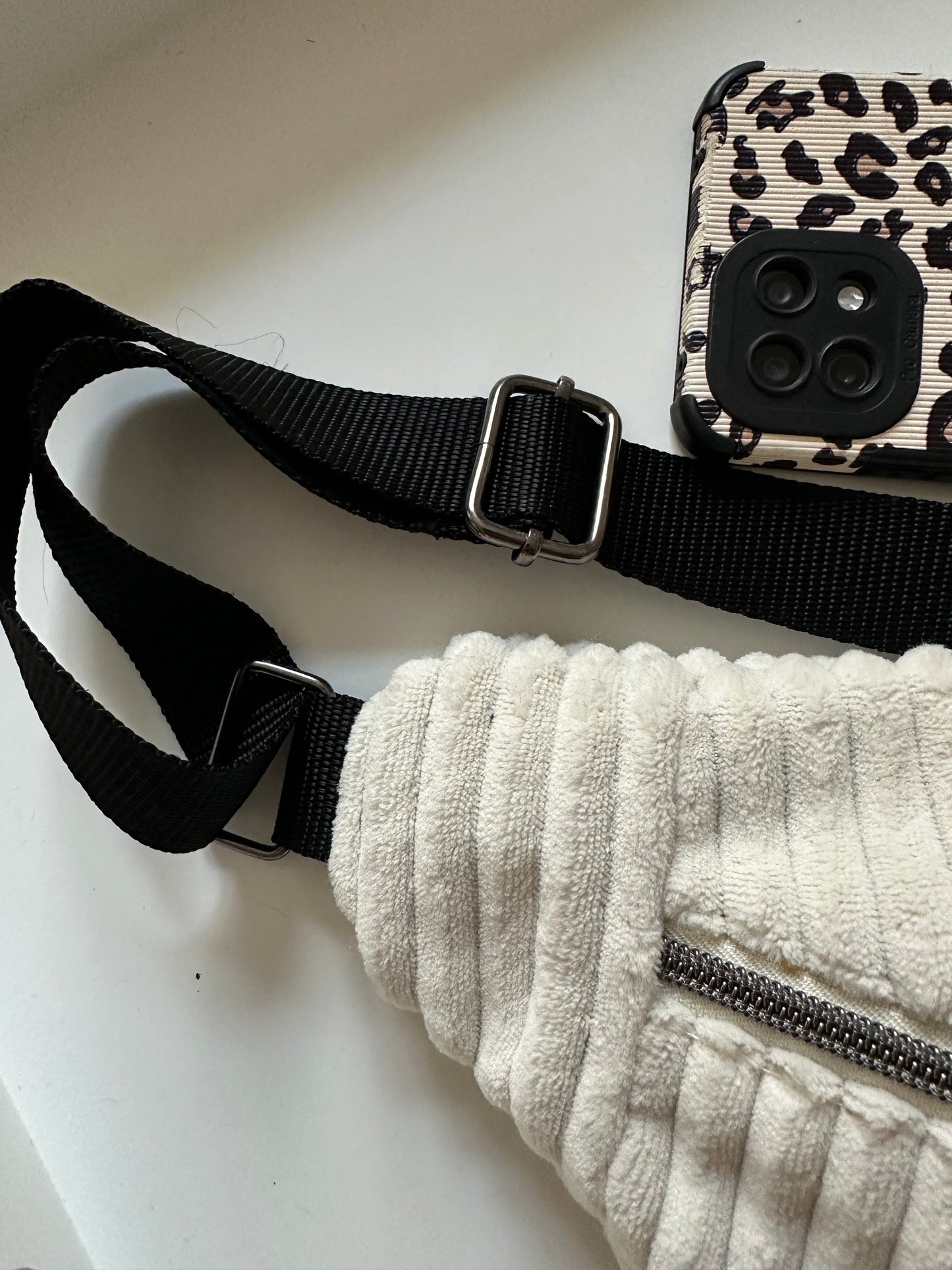 Sac Banane L gros Velours côtelé blanc
