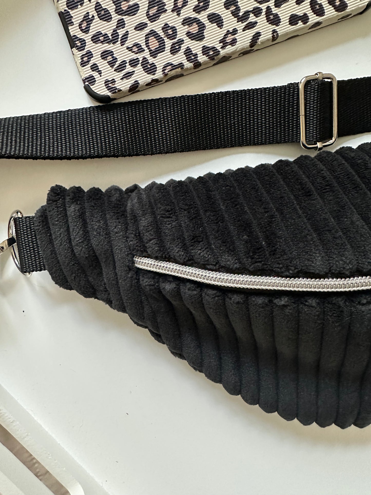 Sac Banane gros Velours côtelé Noir