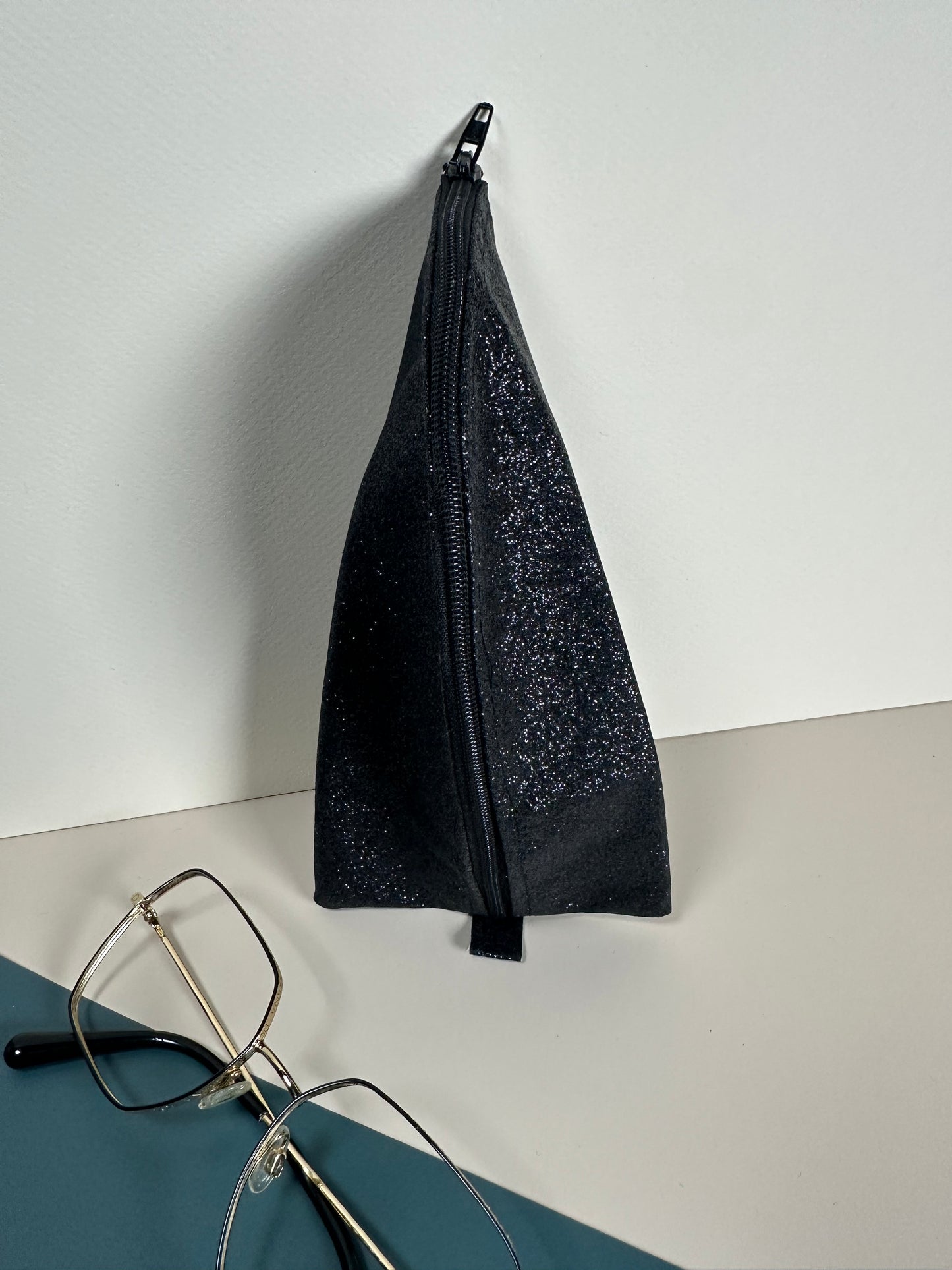 Trousse berlingot noir pailleté