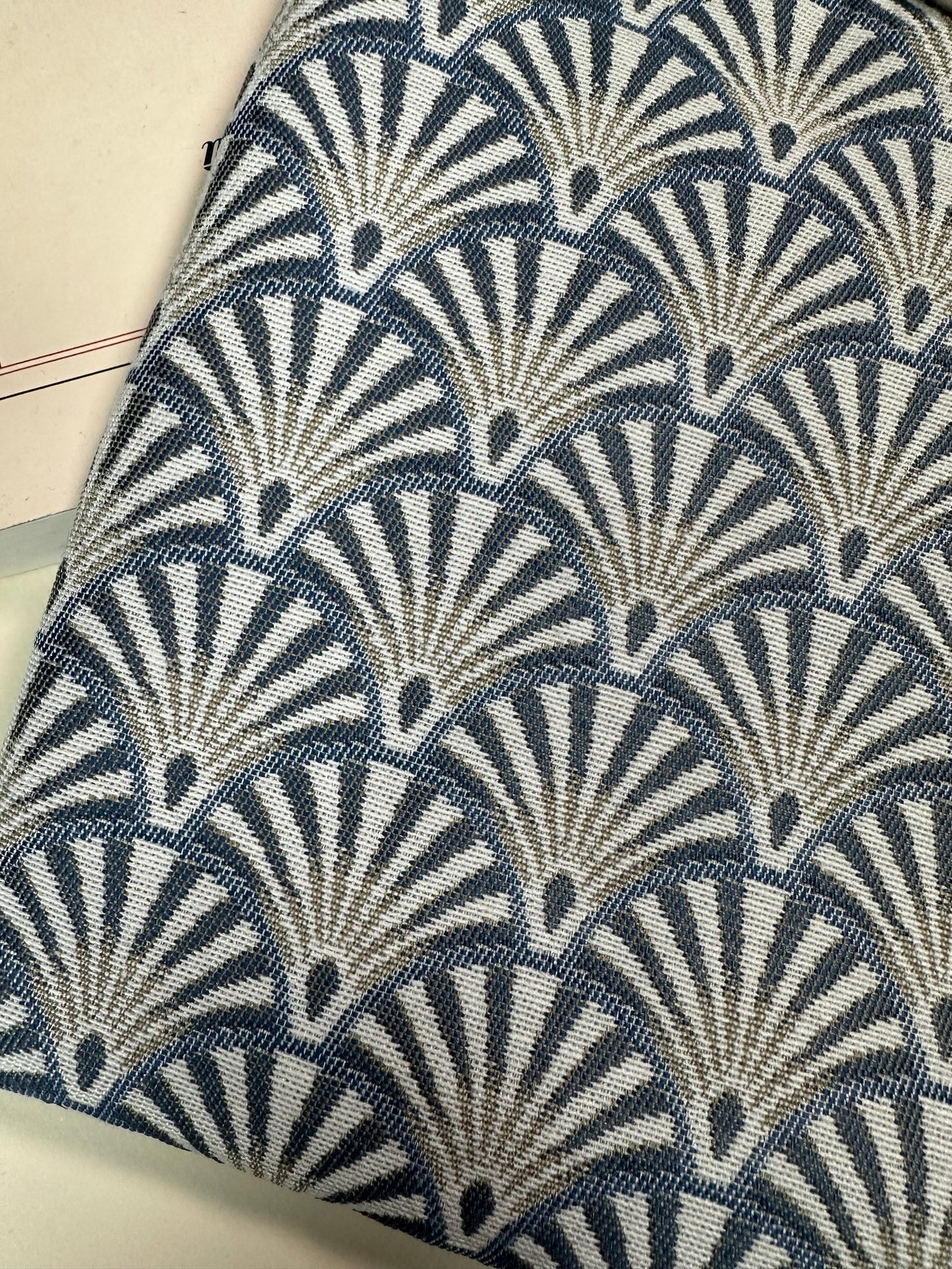 Pochette à livre jacquard Écailles