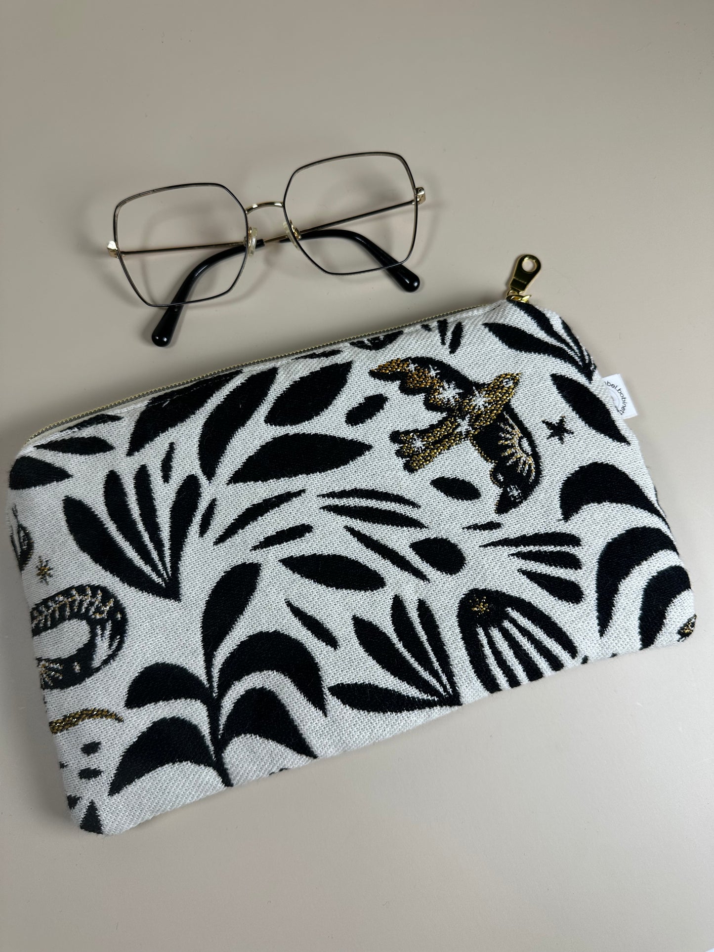 Pochette jacquard Mystic fond blanc motifs noirs et Or