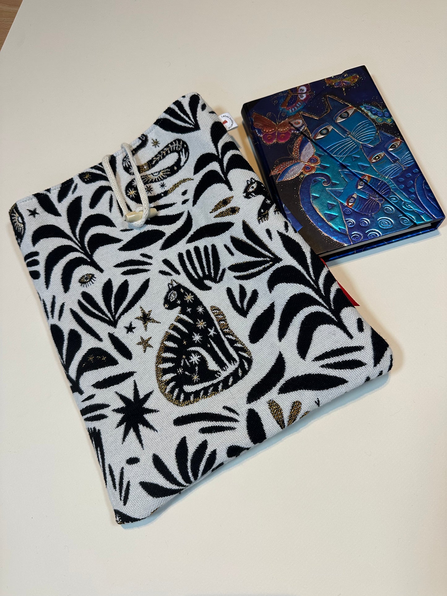 Pochette à livre Mystic