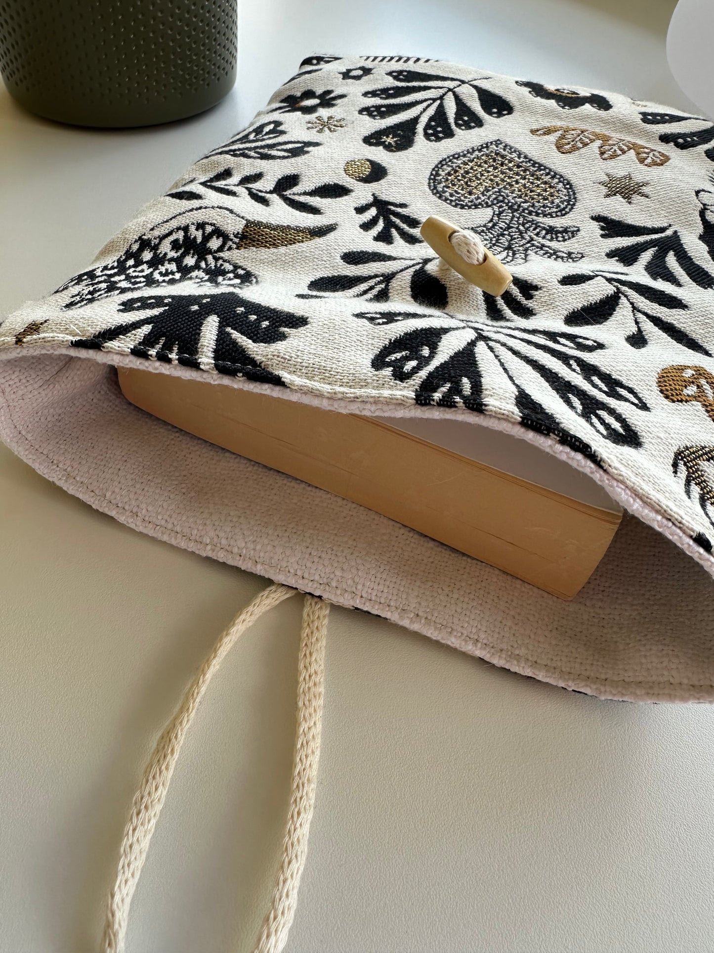 Pochette à livre Mage