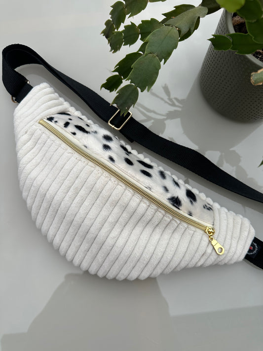 Sac banane gros velours blanc et fausse fourrure